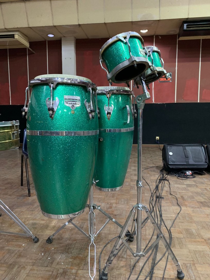 Sewa alat musik conga dan bongo