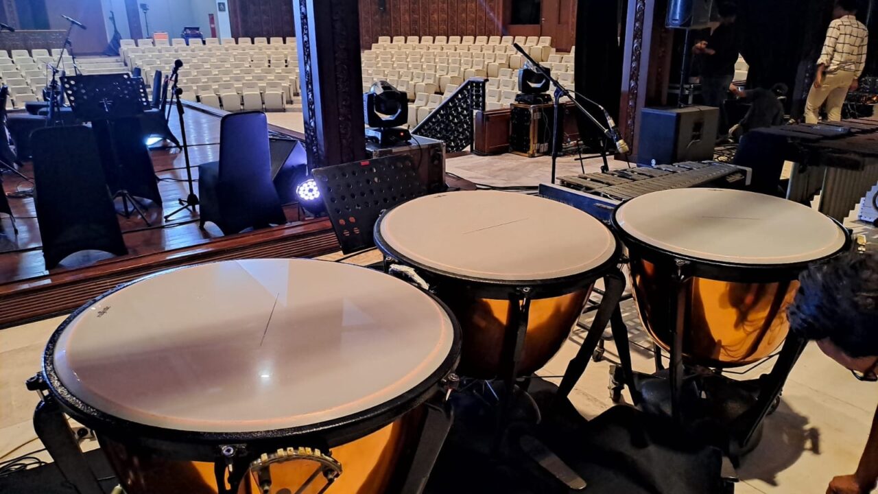 Menyewakan Timpani Untuk Orchestra