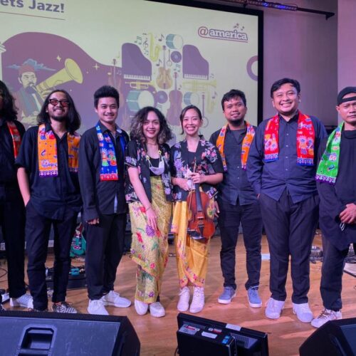 Dayung Sampan | Lirik Lagu