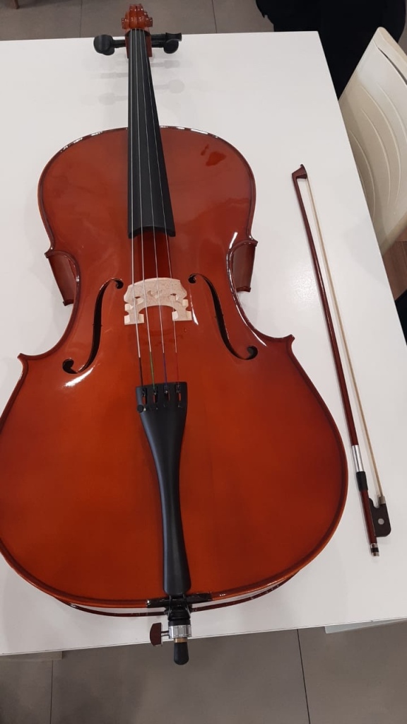 Sewa alat musik Cello Jakarta